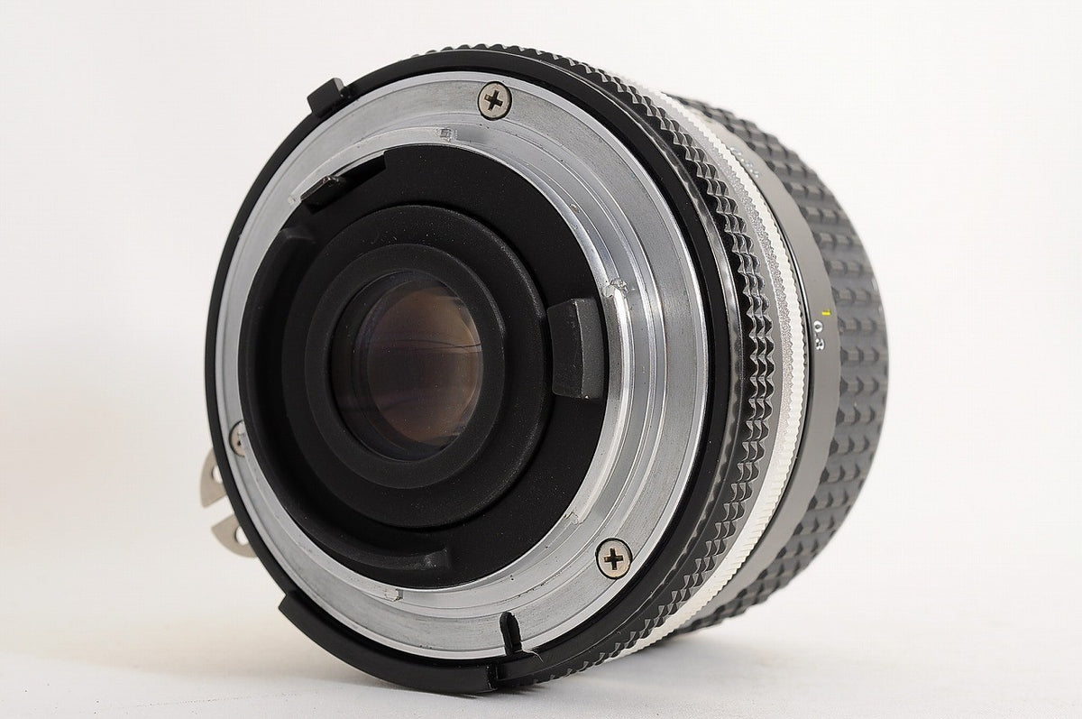 [Mint w/Filter] Nikon AI Nikkor 28mm f3.5 MF Wide Angle Prime Lens F Mount Japan
