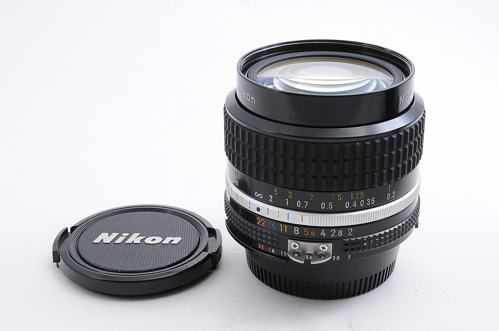 [NEAR MINT+] Nikon AI-S AIS Nikkor 24mm f/2 Fast Wide MF Lens Nikon F From Japan