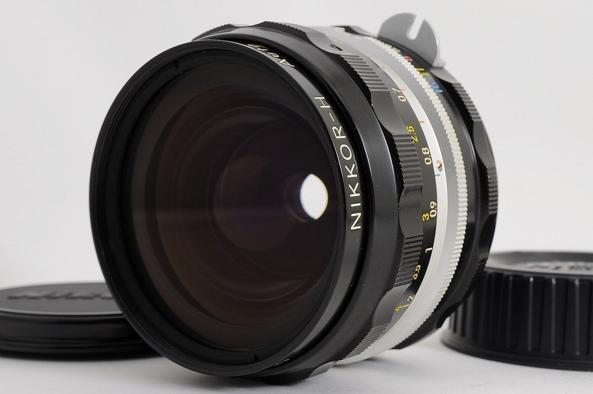 [Mint] Nikon Non-AI Nikkor-H Auto 28mm f/3.5 Wide MF Lens Nikon F Mount Japan