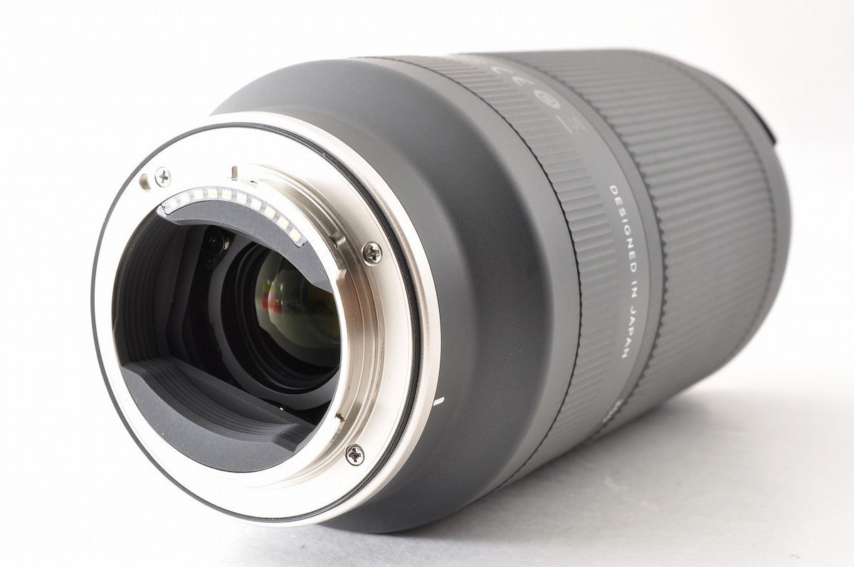 [Almost Unused] Tamron 70-300mm f/4.5-6.3 Di III RXD A047 Telephoto Sony E Japan