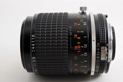 [Mint w/ HS-14 Hood] Nikon AIS Micro NIKKOR 105mm f2.8 MF Macro Lens Japan