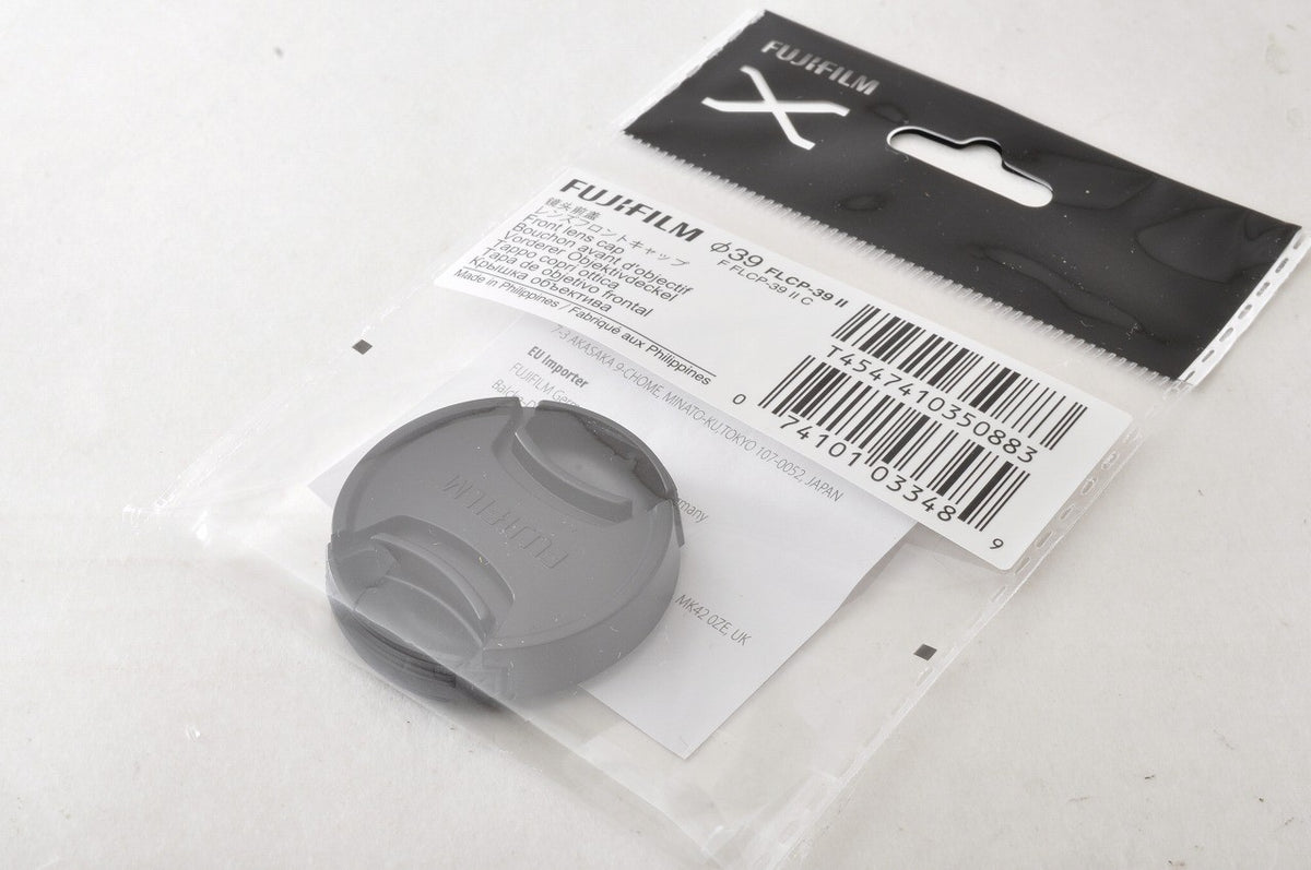 [Brand New] Fujifilm FLCP-39 II Front Lens Cap 39mm Genuine Center Pinch Japan