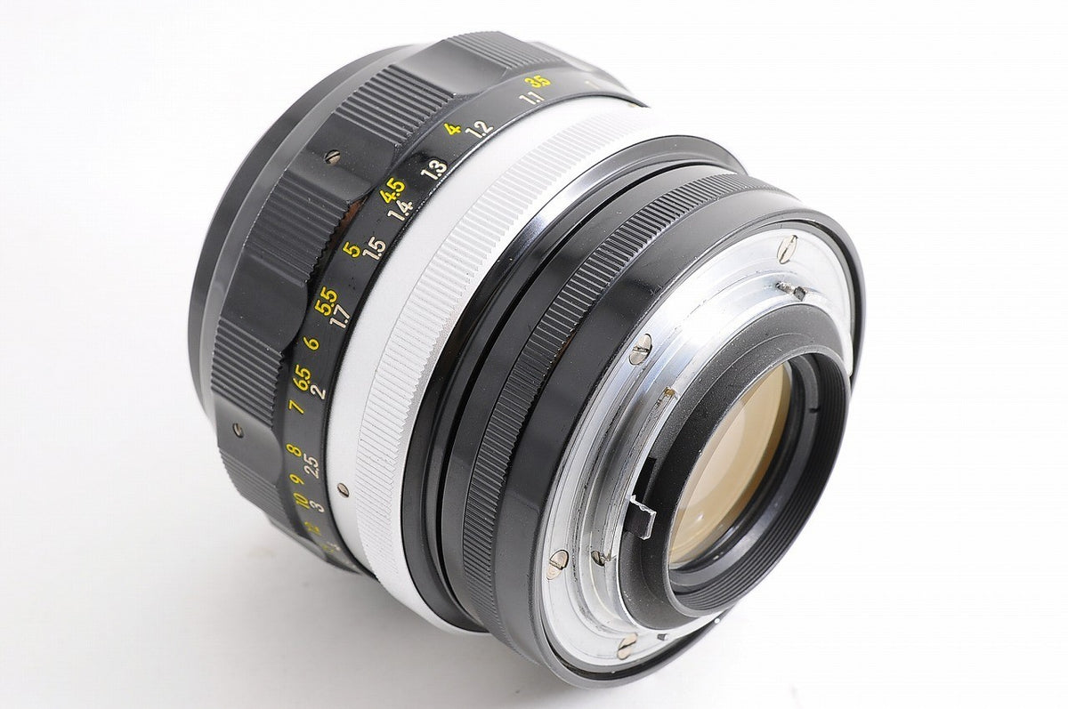 [Mint w/ Case] Nikon Non-AI Nikkor-H Auto 85mm f/1.8 Fast Telephoto MF Japan
