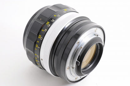 [Mint w/ Case] Nikon Non-AI Nikkor-H Auto 85mm f/1.8 Fast Telephoto MF Japan