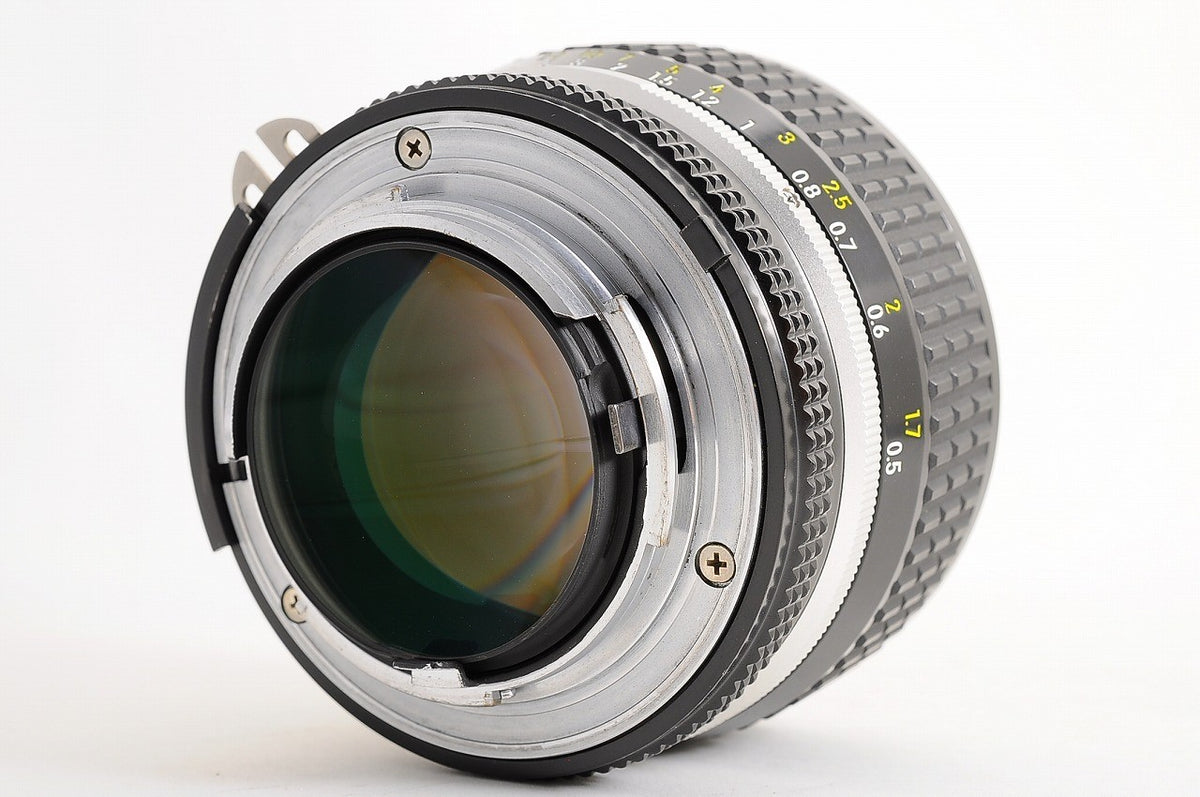[Near Mint+ w/HS-2 Hood] Nikon AIS Nikkor 50mm f1.2 Fast MF Standard Lens Japan