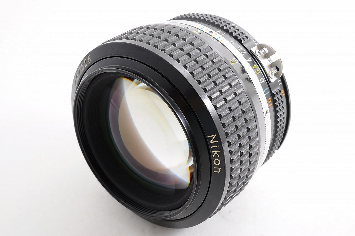 [Near Mint+ w/ Caps] Nikon AIS Nikkor 50mm f1.2 Fast MF Standard Prime Lens Jp