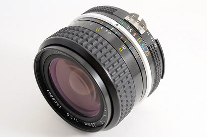 [Mint w/Filter] Nikon AI Nikkor 28mm f3.5 MF Wide Angle Prime Lens F Mount Japan