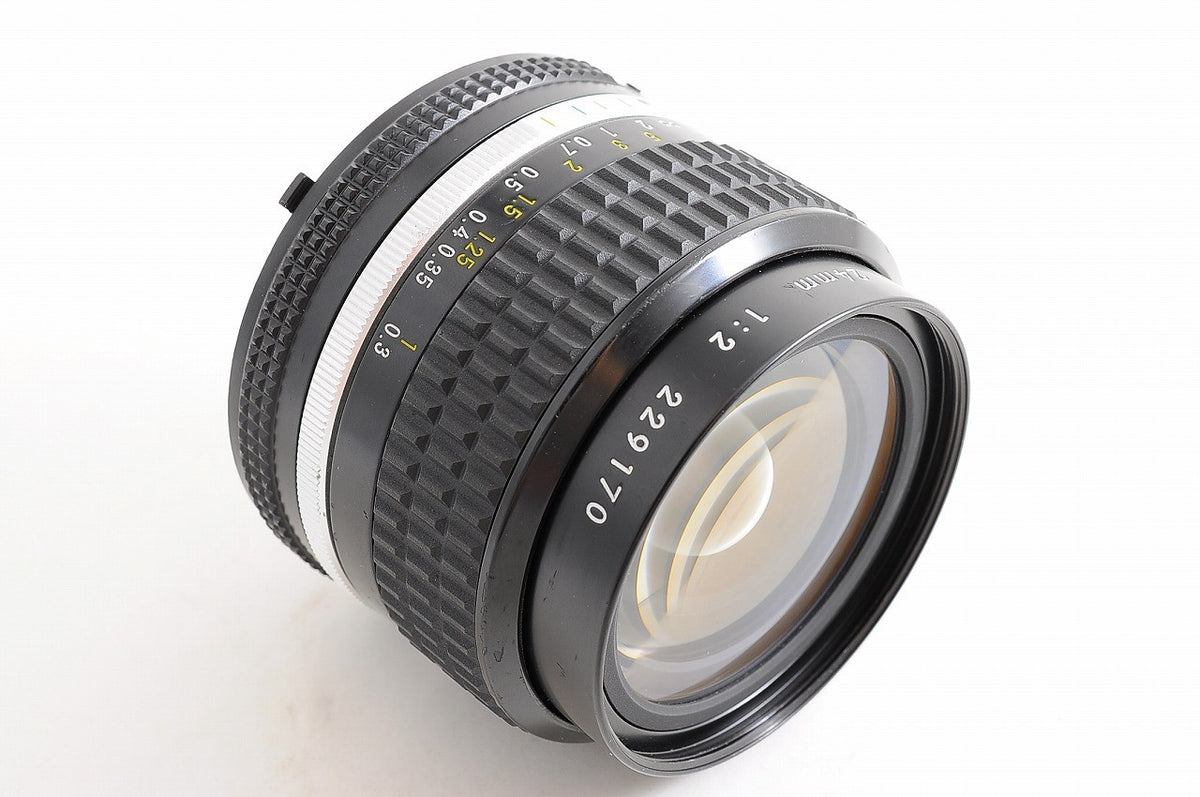 [Mint w/ Filter] Nikon AI-S AIS Nikkor 24mm f/2 Fast Wide MF Lens Nikon F Japan