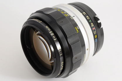 [Near Mint+ HS-7 Hood] Nikon Non-AI Nikkor-H Auto 85mm f/1.8 Fast MF Japan