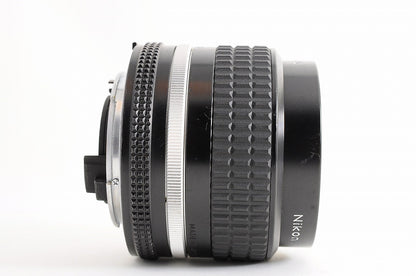 [Mint w/ Filter] Nikon AI-S AIS Nikkor 24mm f/2 Fast Wide MF Lens Nikon F Japan