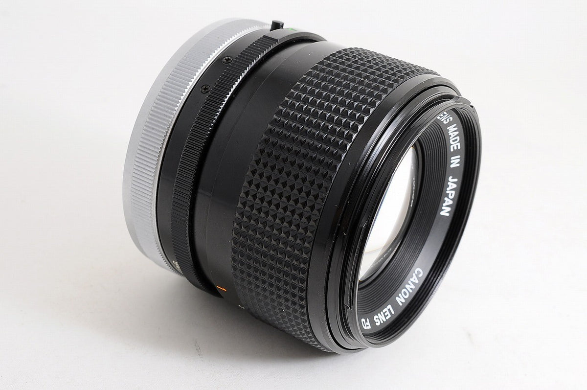 [Near Mint+ w/ Caps] Canon FD 100mm f2.8 SSC MF Telephoto Prime Lens Japan