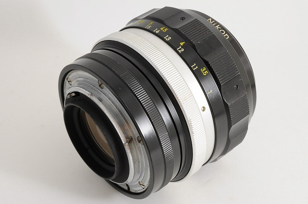 [Near Mint+ HS-7 Hood] Nikon Non-AI Nikkor-H Auto 85mm f/1.8 Fast MF Japan