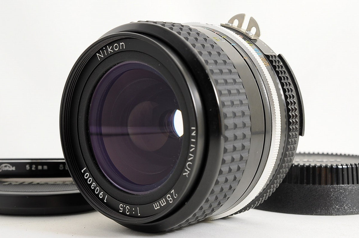[Mint w/Filter] Nikon AI Nikkor 28mm f3.5 MF Wide Angle Prime Lens F Mount Japan
