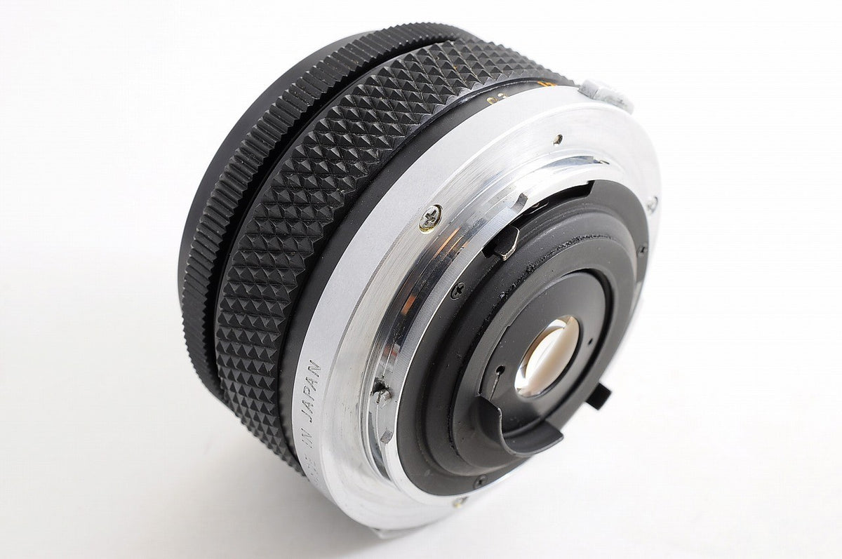 [Near Mint w/Caps] Olympus OM-System G.Zuiko Auto-W 28mm f3.5 MF Wide Lens Japan