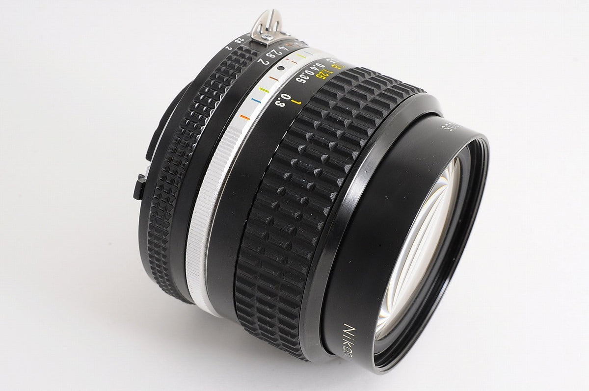 [Mint SIC Coating] Nikon AI-S AIS Nikkor 24mm f/2 Fast Wide MF Nikon F Japan