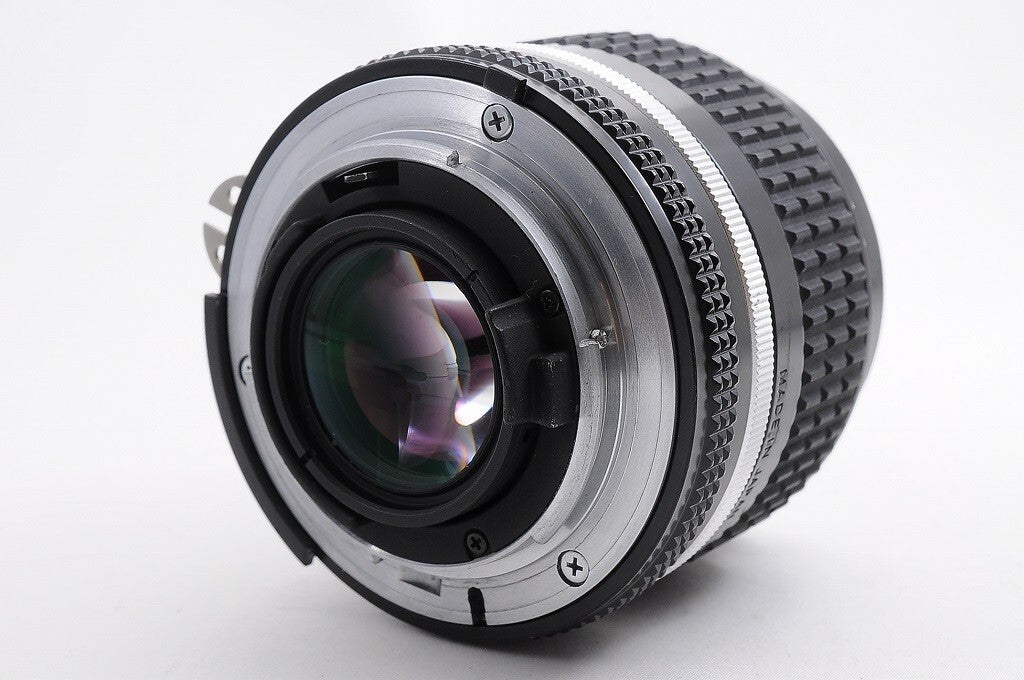 [NEAR MINT+] Nikon AI-S AIS Nikkor 24mm f/2 Fast Wide MF Lens Nikon F From Japan