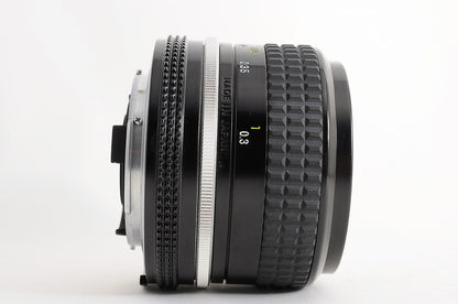 [Mint w/Filter] Nikon AI Nikkor 28mm f3.5 MF Wide Angle Prime Lens F Mount Japan