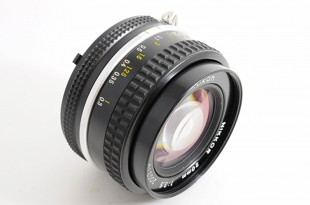 [Near Mint+ w/Filter] Nikon AI-S Nikkor 20mm f3.5 MF Ultra Wide Prime Lens Japan