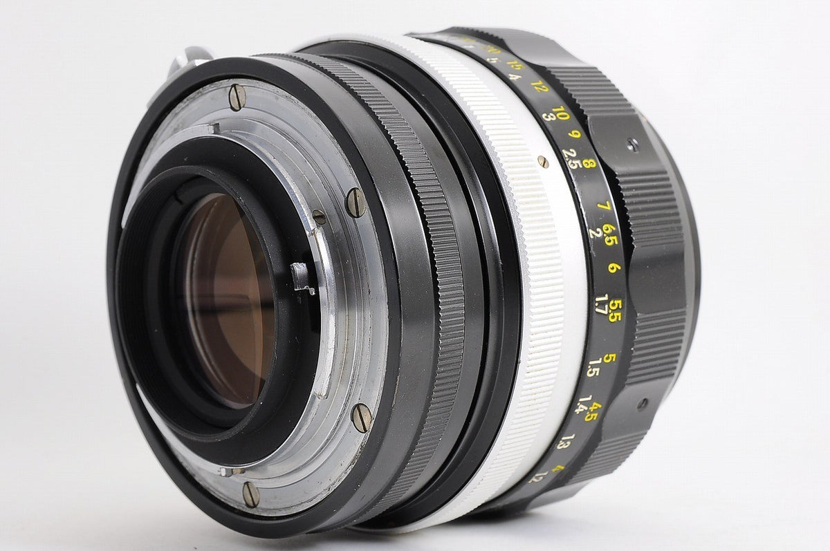 [Near Mint+ HS-7 Hood] Nikon Non-AI Nikkor-H Auto 85mm f/1.8 Fast MF Japan