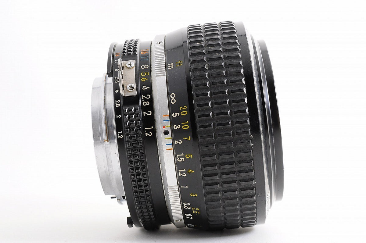 [Near Mint+ w/ Caps] Nikon AIS Nikkor 50mm f1.2 Fast MF Standard Prime Lens Jp