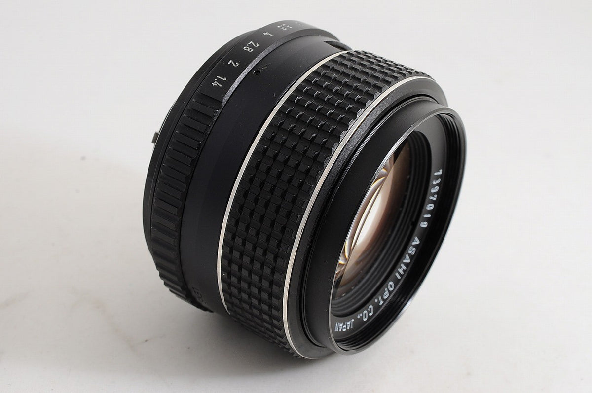 [NEAR MINT+ Hood Case] Pentax SMC Takumar 50mm f/1.4 Fast MF Lens M42 Japan