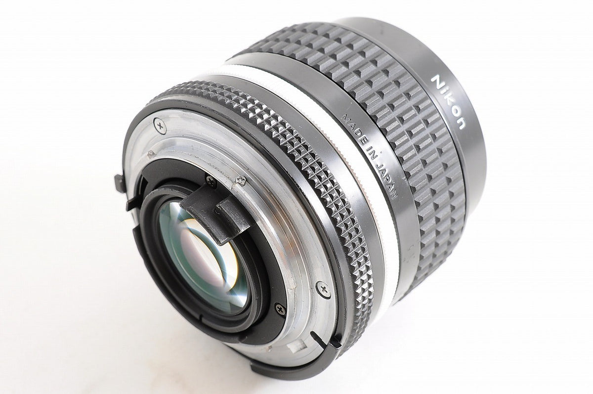 [Mint w/ Filter] Nikon AI-S AIS Nikkor 24mm f/2 Fast Wide MF Lens Nikon F Japan