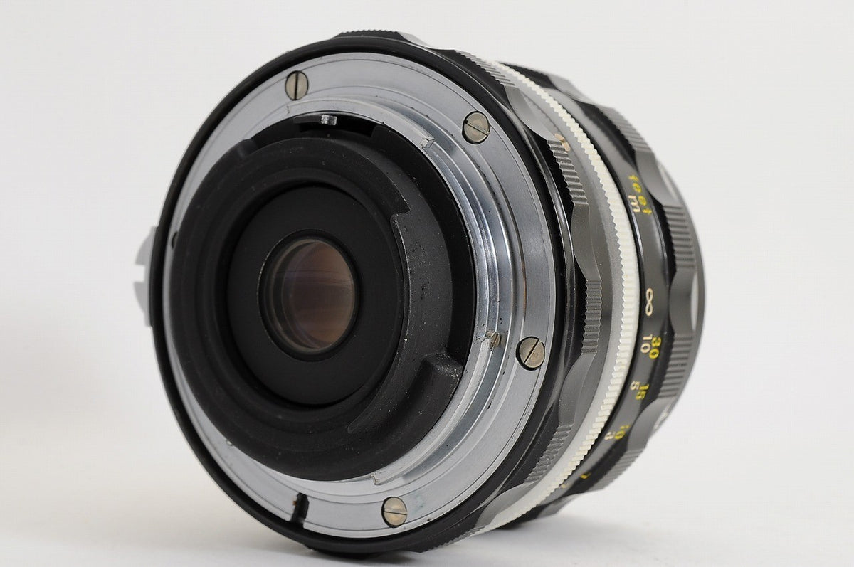 [Mint] Nikon Non-AI Nikkor-H Auto 28mm f/3.5 Wide MF Lens Nikon F Mount Japan