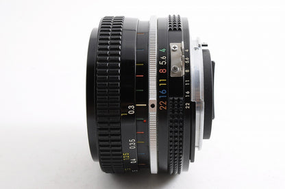 [MINT HN-1 Hood] Nikon AI Nikkor 20mm f/4 Ultra-Wide MF Lens Nikon F Mount Japan