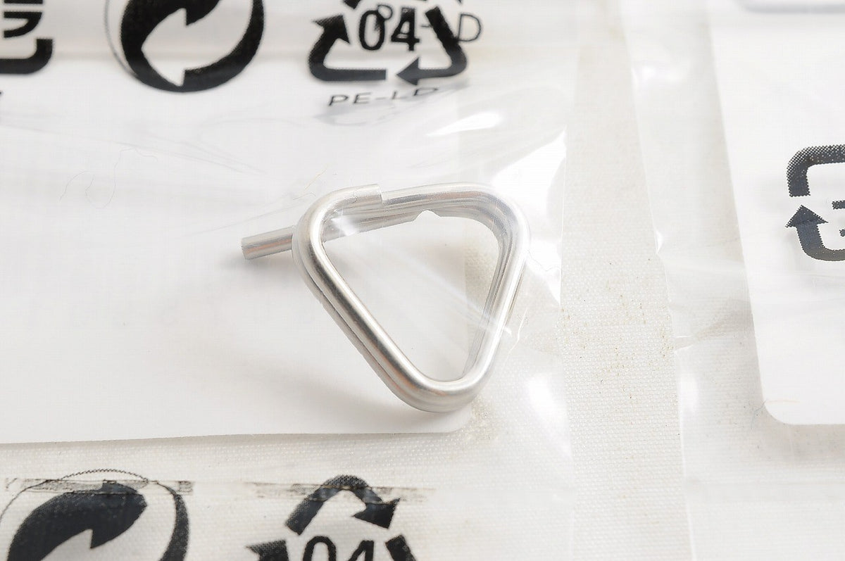 [Brand New] Genuine Nikon Triangular Strap Split Ring Metal Connector 2pc Set