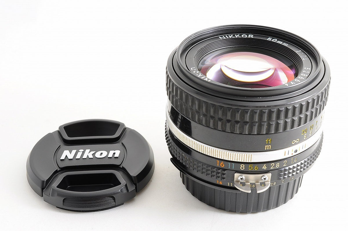 [Near Mint+ w/ Caps] Nikon AIS Nikkor 50mm f1.4 Fast MF Standard Prime Lens Jp