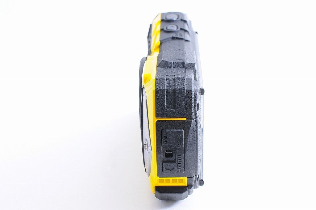 [NEAR UNUSED] Ricoh WG-40 Yellow Waterproof Shockproof Digicam Full HD Japan