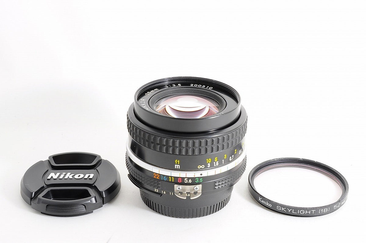 [Near Mint+ w/Filter] Nikon AI-S Nikkor 20mm f3.5 MF Ultra Wide Prime Lens Japan