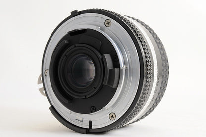 [Top Mint] Nikon AI-S AIS Nikkor 20mm f/3.5 Ultra-Wide MF Lens Nikon F Japan
