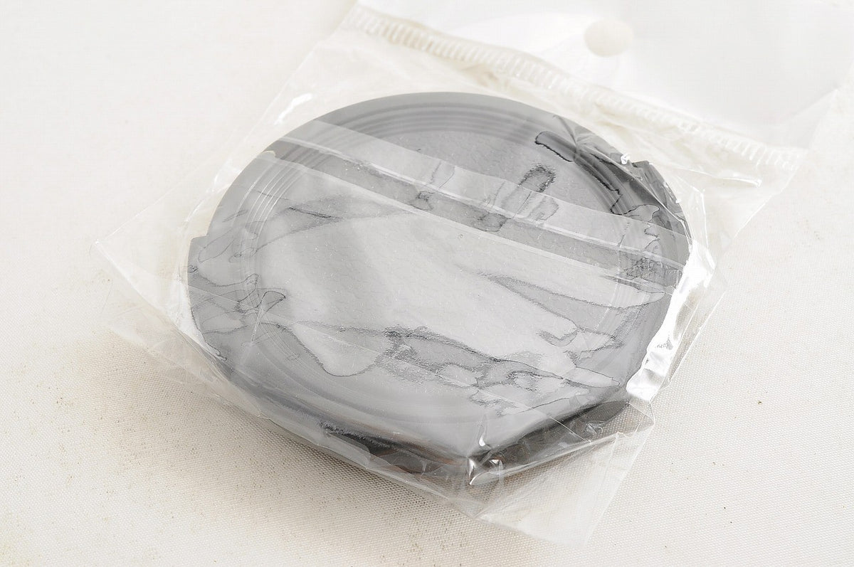 [Brand New] 49mm Center Pinch Lens Front Cap Cover for Pentax Takumar Olympus