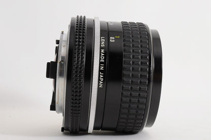 [MINT] Nikon AI Nikkor 24mm f/2.8 Wide MF Lens Nikon F Mount Film SLR Japan