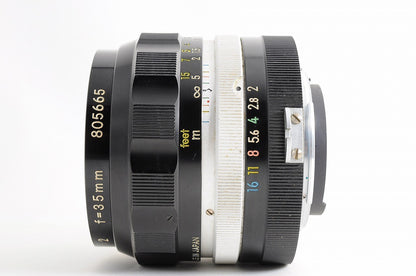 [Excellent+ w/ Caps] Nikon NIKKOR-O Auto 35mm f2 Non-AI MF Wide Angle Lens Japan