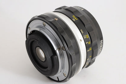 [Mint] Nikon Non-AI Nikkor-H Auto 28mm f/3.5 Wide MF Lens Nikon F Mount Japan