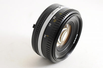 [Top Mint w/HR-4 Hood Caps] Nikon AIS Nikkor 50mm f1.8 MF Prime Lens Japan