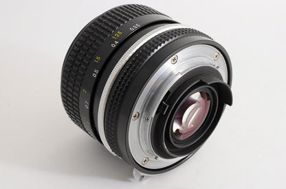 [NEAR MINT] Nikon Non-AI Nikkor 24mm f/2.8 Wide MF Lens Nikon F Mount Japan