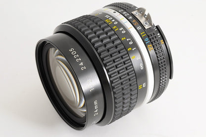 [Mint SIC Coating] Nikon AI-S AIS Nikkor 24mm f/2 Fast Wide MF Nikon F Japan