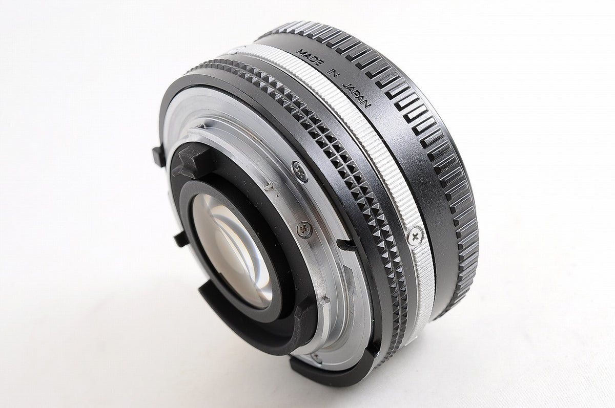 [Top Mint w/HR-4 Hood Caps] Nikon AIS Nikkor 50mm f1.8 MF Prime Lens Japan