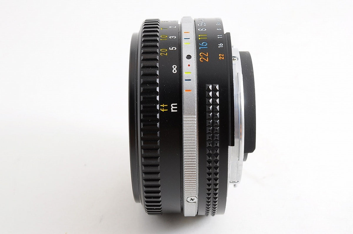 [Top Mint w/HR-4 Hood Caps] Nikon AIS Nikkor 50mm f1.8 MF Prime Lens Japan