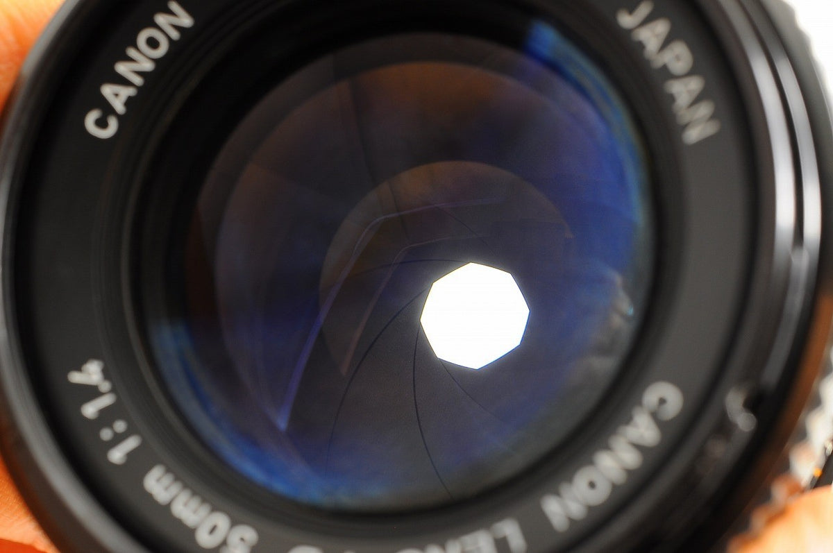 [Mint] Canon New FD nFD 50mm f/1.4 Fast MF Lens Canon FD Mount Japan