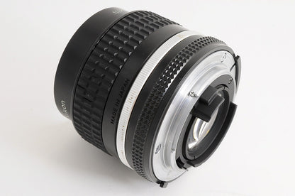 [Mint SIC Coating] Nikon AI-S AIS Nikkor 24mm f/2 Fast Wide MF Nikon F Japan