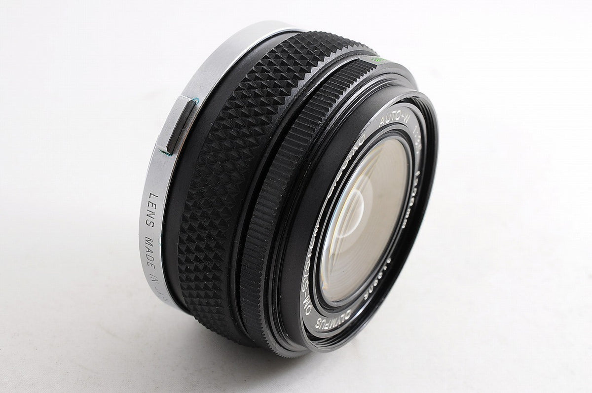 [Mint w/ Case] Olympus OM G.Zuiko Auto-W 28mm f/3.5 Wide MF Lens OM Japan