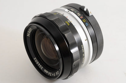 [Mint Hood Case] Nikon Non-AI Nikkor-N Auto 24mm f/2.8 Wide MF Lens Nikon F Jp