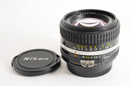 [Near Mint+] Nikon AI-S Nikkor 50mm f1.4 Fast MF Standard Prime Lens F Mount Jp