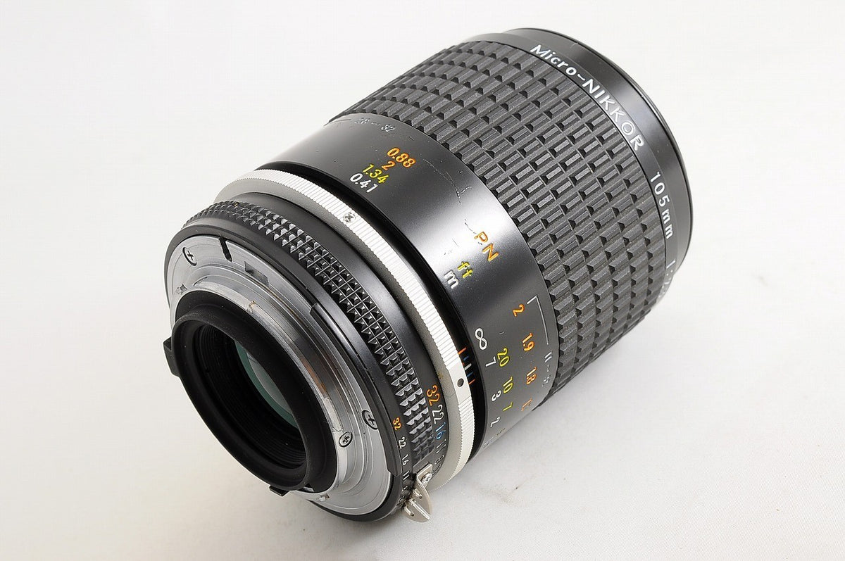 [Mint w/ HS-14 Hood] Nikon AIS Micro NIKKOR 105mm f2.8 MF Macro Lens Japan