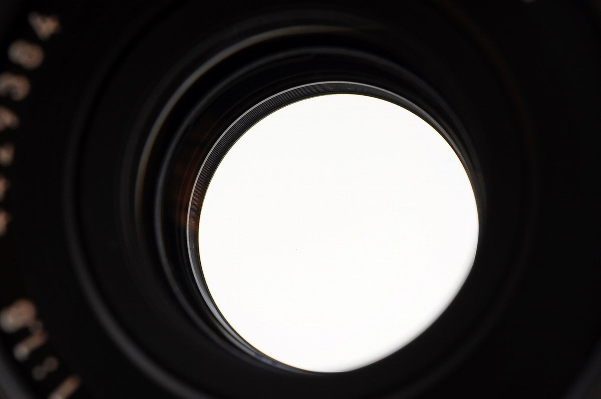 [Top Mint w/HR-4 Hood Caps] Nikon AIS Nikkor 50mm f1.8 MF Prime Lens Japan