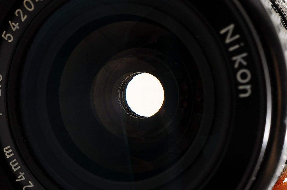 [MINT] Nikon AI Nikkor 24mm f/2.8 Wide MF Lens Nikon F Mount Film SLR Japan
